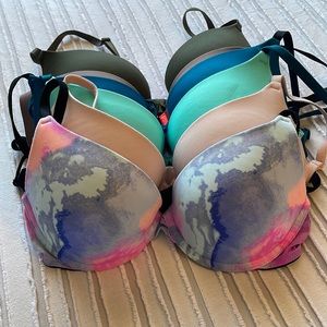 PINK Wear Everywhere Push-Up bra